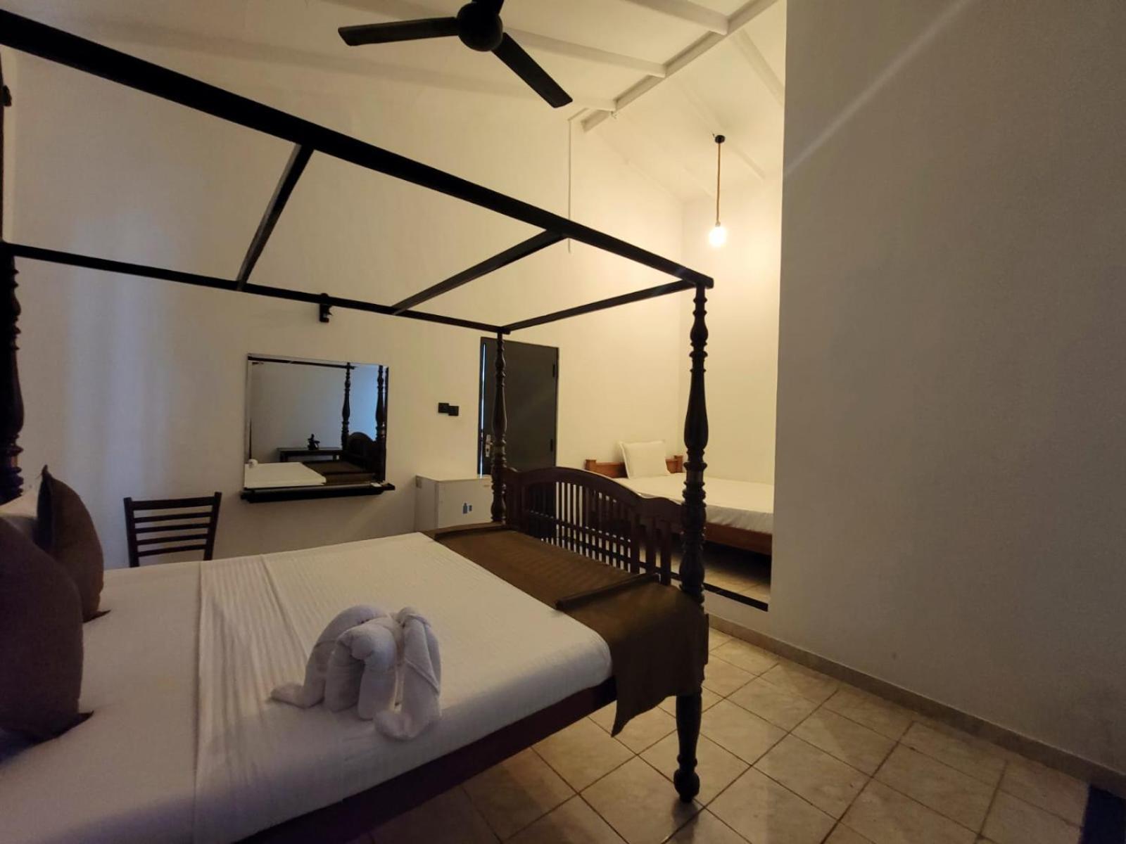 The Empyrean Airport Transit Hotel Katunayake Exterior photo