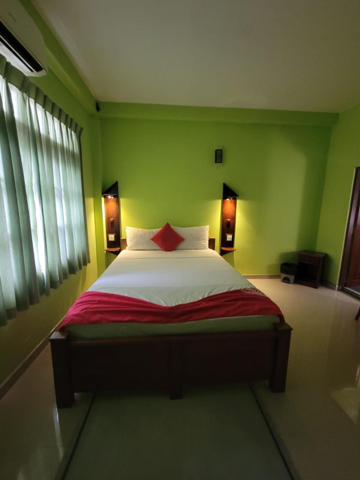 The Empyrean Airport Transit Hotel Katunayake Exterior photo